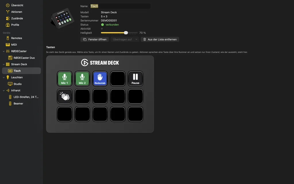 Die Seite des Stream Decks „Tisch“ mit seinen Tasten – Mic 1 und Mic 2 in Grün, Redestab in Blau, Pause und Applaus