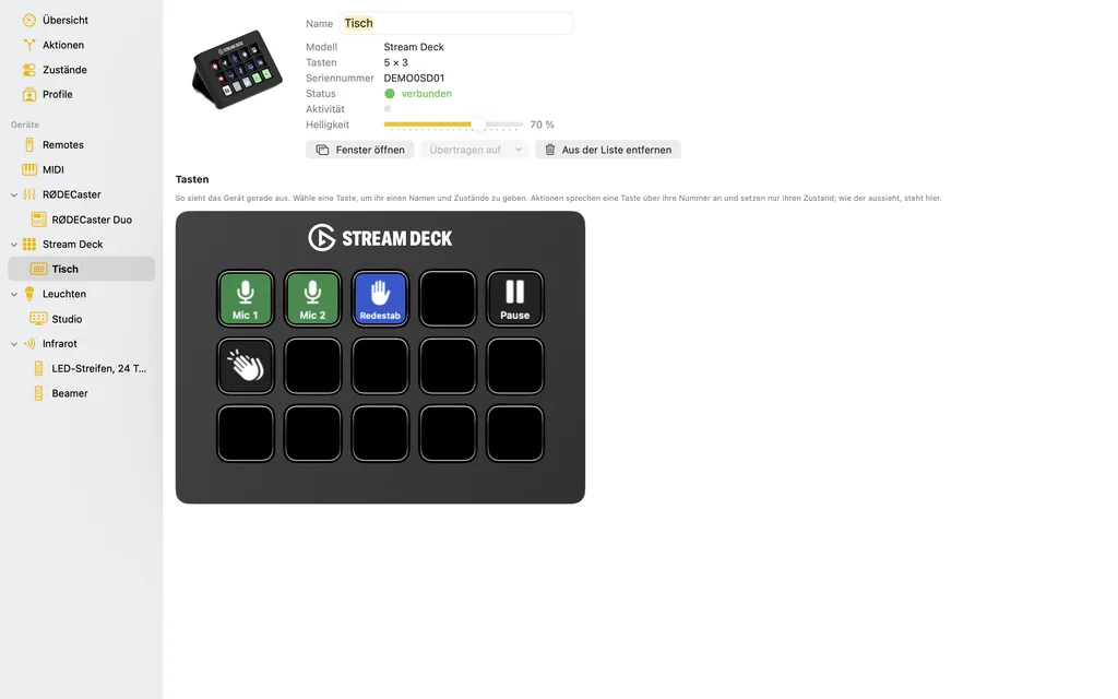 Die Seite des Stream Decks „Tisch“ mit seinen Tasten – Mic 1 und Mic 2 in Grün, Redestab in Blau, Pause und Applaus